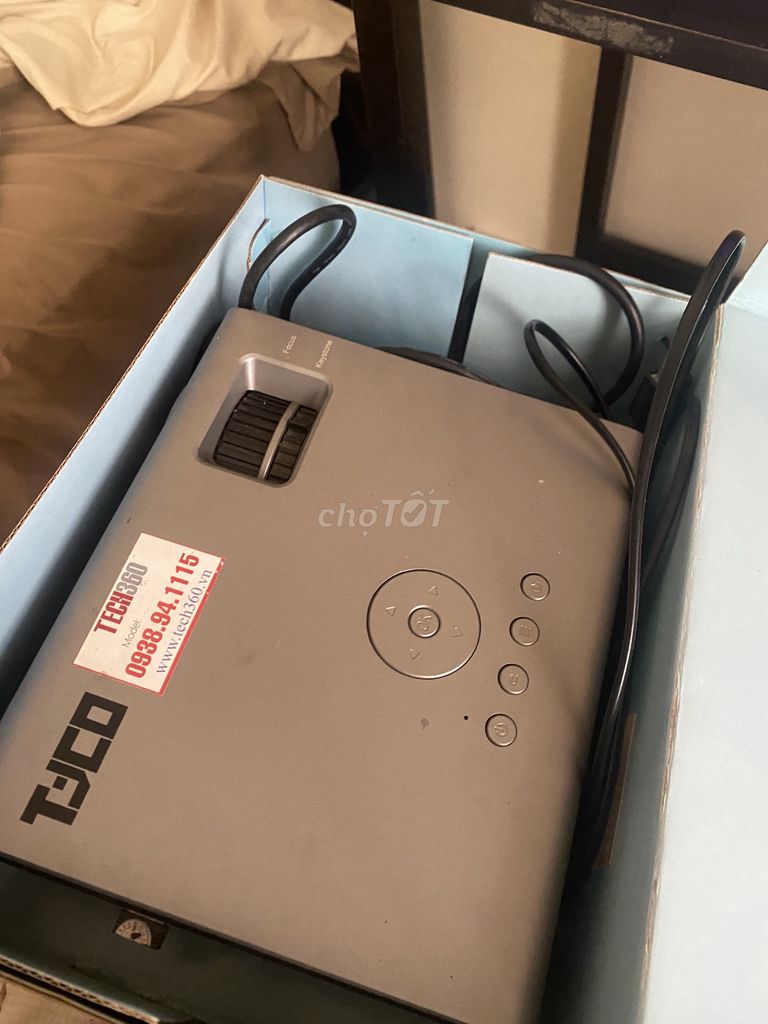 Máy chiếu mini Tyco T2800A Xám. Mua bán Đồ dùng văn phòng tại Quận Phú Nhuận Tp Hồ Chí Minh được đăng bởi Hân hình 1