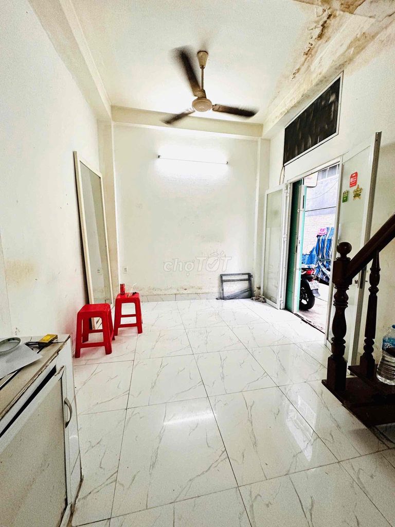 Продается дом 360/6 Нгуен Тхи Минь Кхай, район 5, район 3