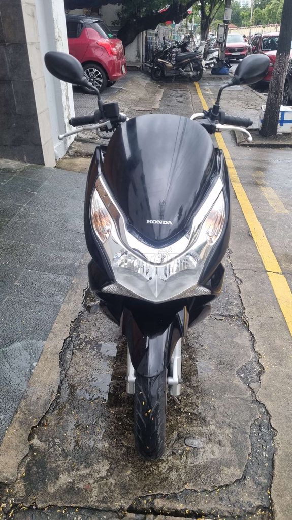 Bán lại xe ga honda pcx 2011 xe đẹp. Mua bán Xe máy tại Quận Hải Châu Đà Nẵng được đăng bởi Dức long hình 4