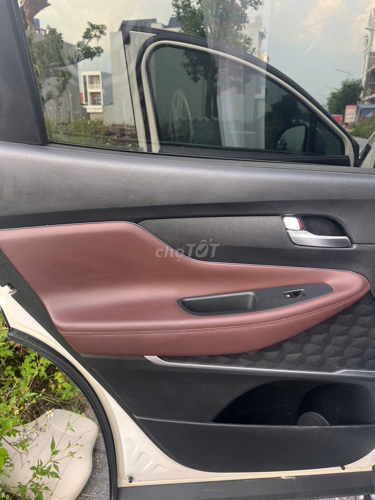 Hyundai Santa Fe 2020 2.4L Premium - 95000 km. Mua bán Ô tô tại Thành phố Hưng Yên Hưng Yên được đăng bởi Phạm trường hà hình 8