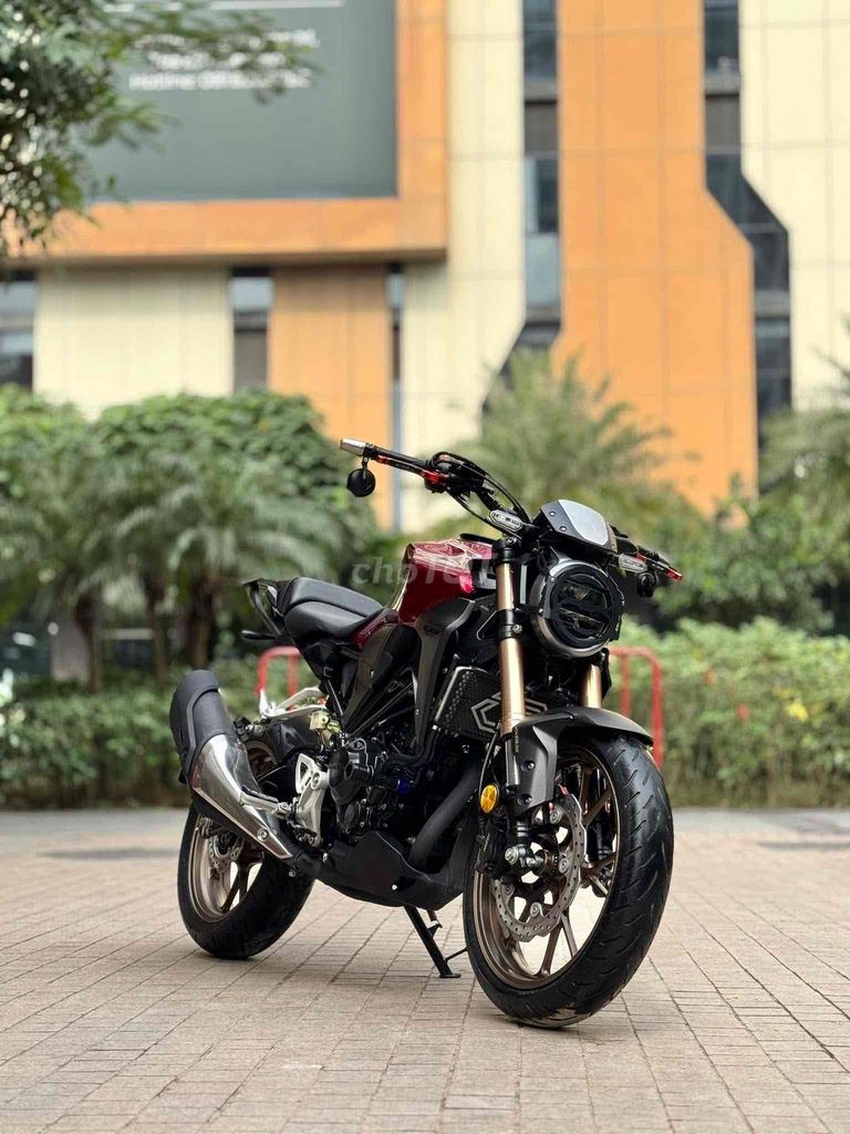 Honda CB 300R 2021 Đỏ 13.000km. Mua bán Xe máy tại Quận Cầu Giấy Hà Nội được đăng bởi Tuấn Việt Motor hình 5