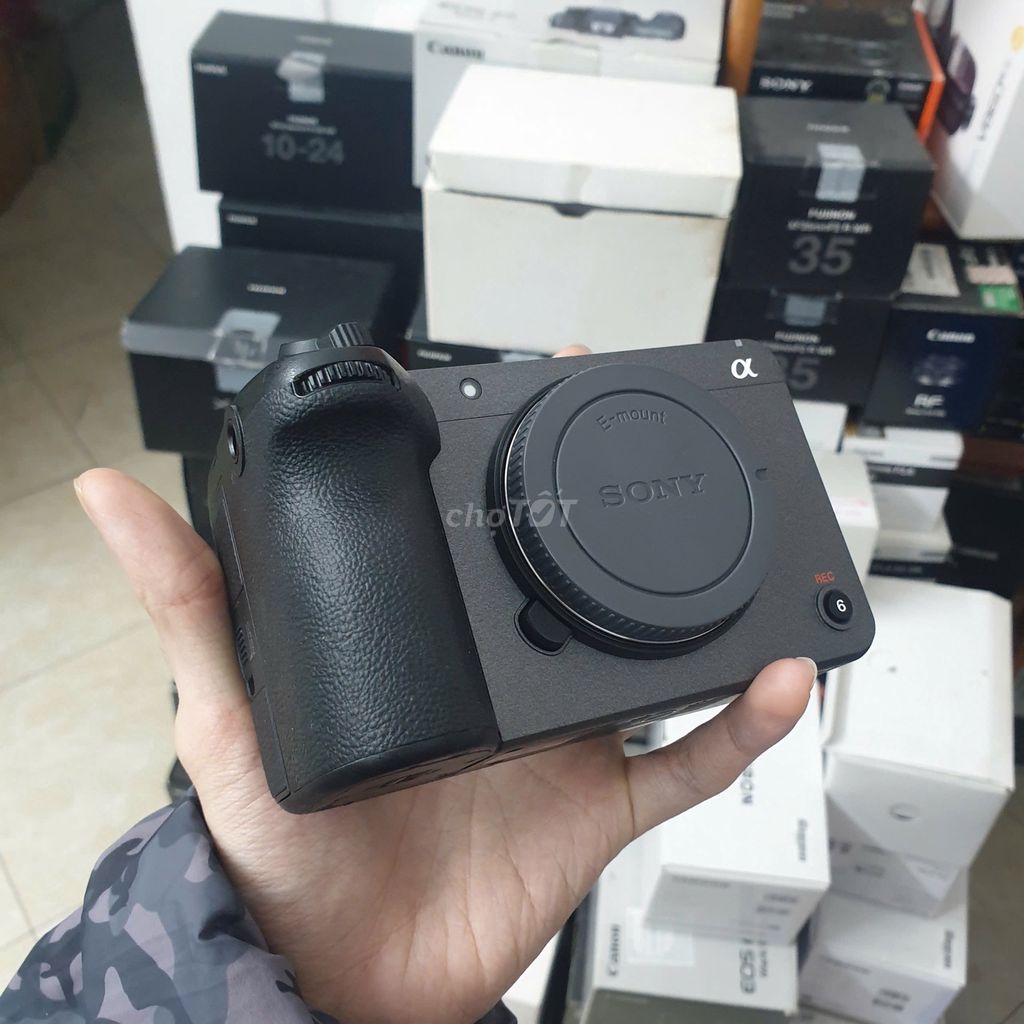 Máy ảnh Sony FX30 đẹp keng cần ra đi kiếm lộc về