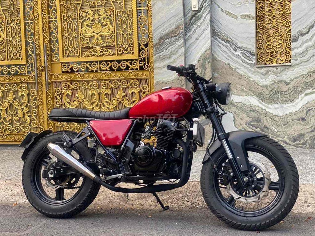 rebel rebell cafe racer tracker