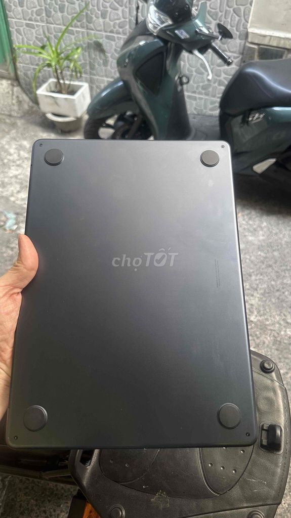 Apple Macbook Air M2 16GB/512GB midnight. Mua bán Laptop tại Quận 10 Tp Hồ Chí Minh được đăng bởi nguyen trieu phu hình 1