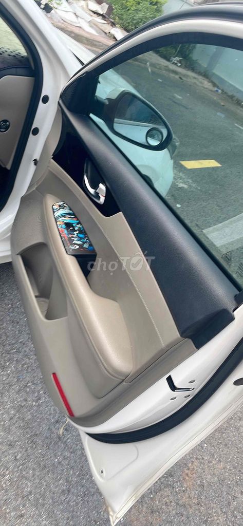 Kia Cerato mẫu mới đăng kí 2019 - 95000 km. Mua bán Ô tô tại Thành phố Dĩ An Bình Dương được đăng bởi Phan văn Độ hình 18