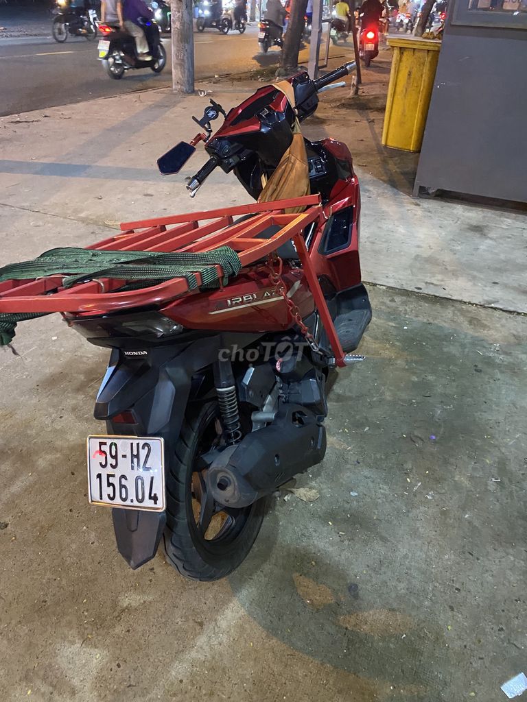 Воздушное лезвие Honda 2025 красное
