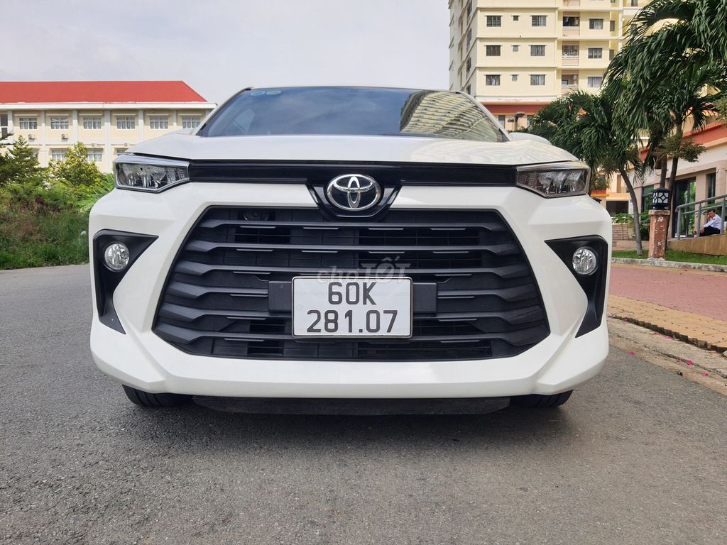 XE 7 CHỖ GIÁ RẺ TOYOTA AVANZA SỐ SÀN ĐẸP XUẤT Sắc