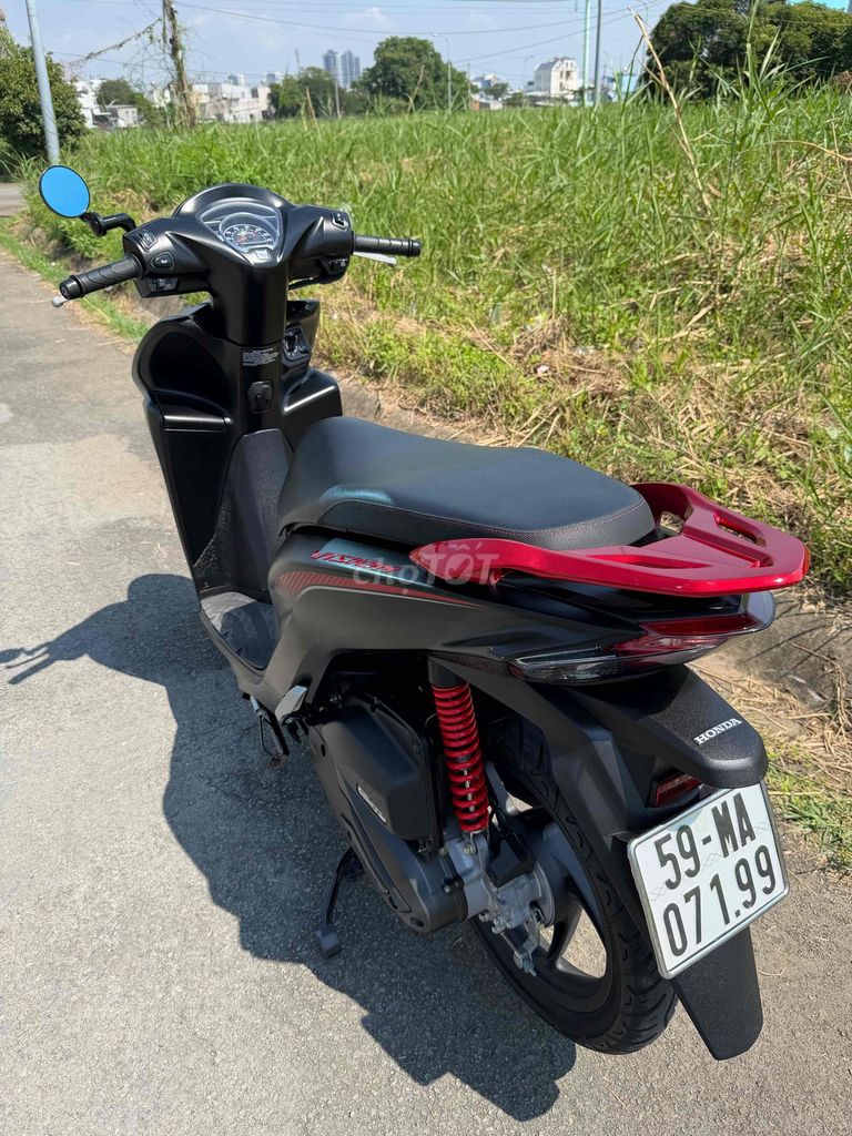 Honda Vision 2024 Bánh lớn lướt 5800km. Mua bán Xe máy tại Quận 8 Tp Hồ Chí Minh được đăng bởi Anh Quốc hình 3