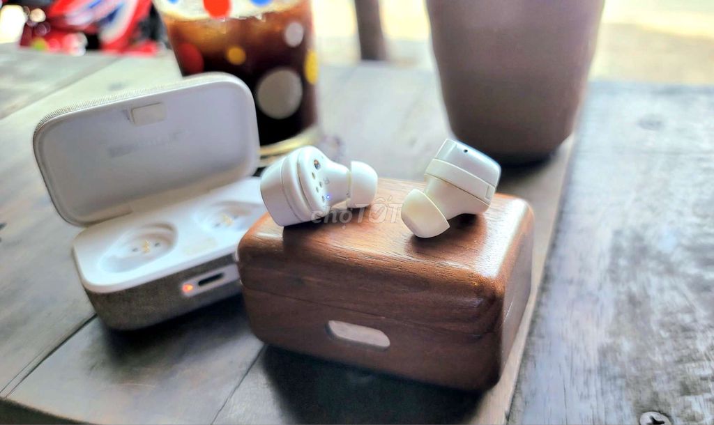Tai nghe Sennheiser Momentum True Wireless 3 Trắng. Mua bán Tivi, Âm thanh tại Quận Tân Phú Tp Hồ Chí Minh được đăng bởi Tùng CHDV hình 1