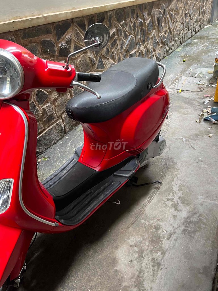 véppa 125 3v  bao chanh chấp, xe rât ngon, FI. Mua bán Xe máy tại Quận Phú Nhuận Tp Hồ Chí Minh được đăng bởi AGu hình 2