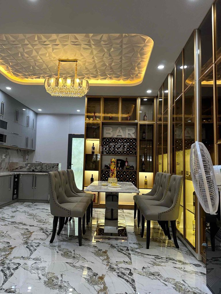 Аренда · 4 комн. · 100 м² · Quận Cẩm Lệ, ул. Đường Thanh Lương 25