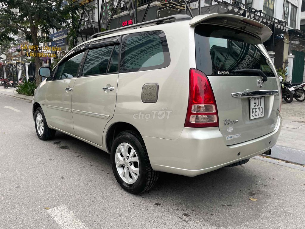Innova G 2007 một chủ từ đầu,xe nguyên bản cả xe. Mua bán Ô tô tại Quận Bắc Từ Liêm Hà Nội được đăng bởi Đỗ Tiến Dũng hình 4