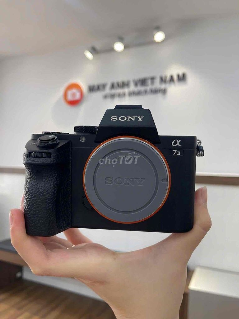 Máy ảnh Sony Alpha A7 II Đen Đã qua sử dụng. Mua bán Máy ảnh, Máy quay tại Quận Ninh Kiều Cần Thơ được đăng bởi Trương Kiều Trinh hình 1