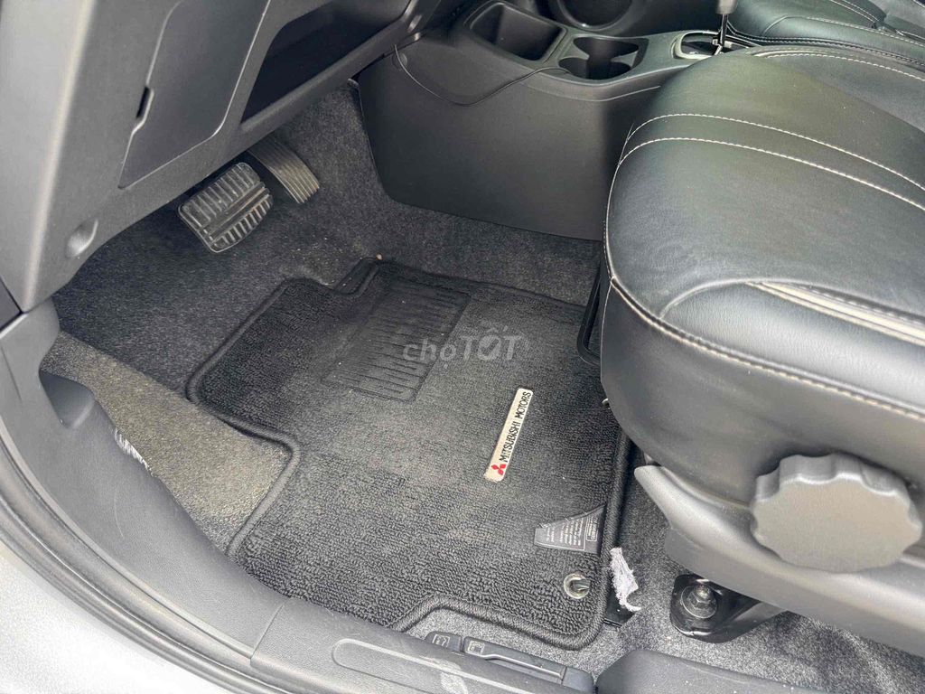 Mitsubishi Attrage 2020 1.2 CVT - 86000 km. Mua bán Ô tô tại Thành phố Thuận An Bình Dương được đăng bởi Lê Lợi hình 8