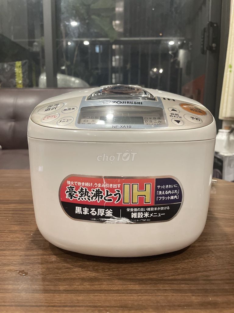 Nồi cơm cao tần Zojirushi NP-XA10 1L. Mua bán Bếp, lò, đồ điện nhà bếp tại Quận Hai Bà Trưng Hà Nội được đăng bởi Tất Thắng hình 1
