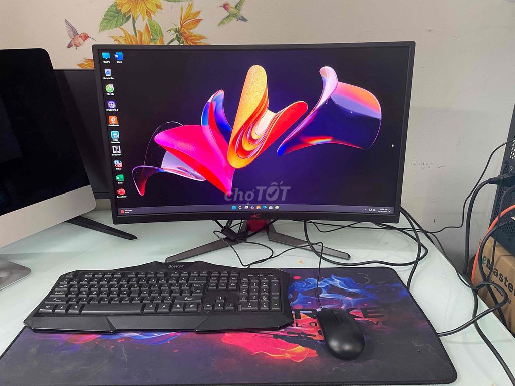 Màn hình cong HKC 27" NB27C2 FHD, VA, 144hz