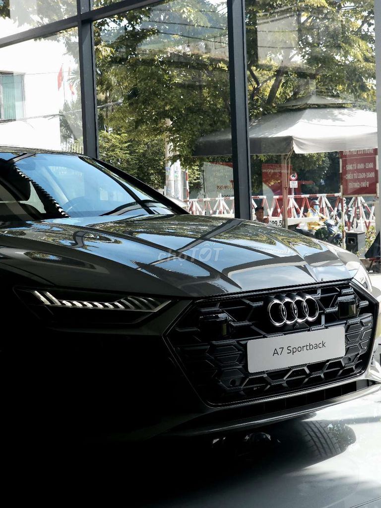Audi A7 SportBack 2025 Xám Chronos. Mua bán Ô tô tại Thành phố Thuận An Bình Dương được đăng bởi Phan Văn Khải hình 4