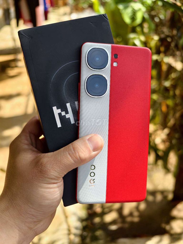 Iqoo Neo9 12/256gb fullbox. Mua bán Điện thoại tại Huyện Cư M'gar Đắk Lắk được đăng bởi Lê Hiếu 94 hình 1