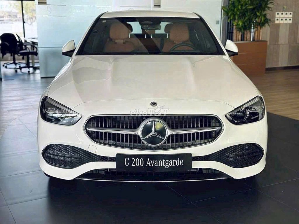Mercedes-Benz C200 2025. Mua bán Ô tô tại Thành phố Thủ Đức Tp Hồ Chí Minh được đăng bởi Ho Hai Kim Long hình 1