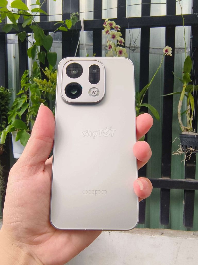 Oppo Find X9 12/256 Fullbox. Mua bán Điện thoại tại Huyện Châu Phú An Giang được đăng bởi Lucky hình 1