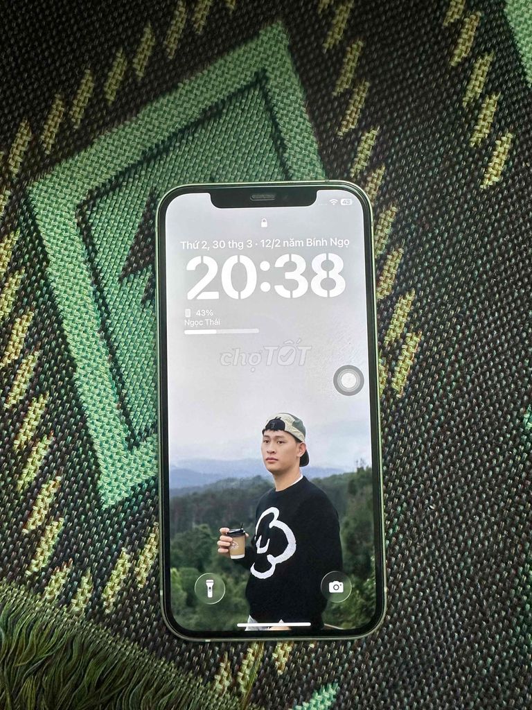 Apple iPhone 12 64GB Bạc. Mua bán Điện thoại tại Quận 12 Tp Hồ Chí Minh được đăng bởi Tăng Ngọc Thái hình 1