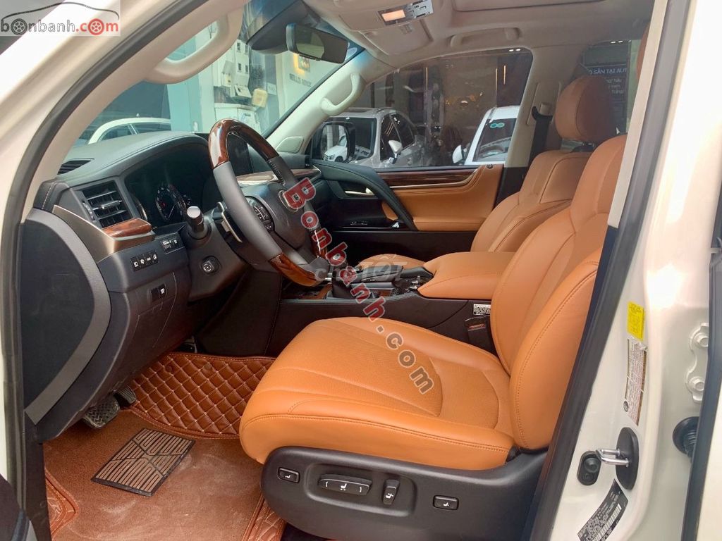 Lexus Lx570 màu trắng nội thất nâu nappa.. Mua bán Ô tô tại Quận Đống Đa Hà Nội được đăng bởi Nguyễn Trung Kiên hình 4