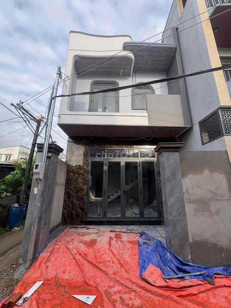 bán nhà sổ riêng thổ cư hoàn công