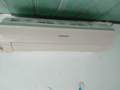 Máy lạnh Samsung 1HP - cần thanh lý