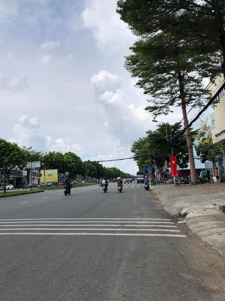 Аренда · 1 комн. · 160 м² · Quận Bình Tân, ул. Đường Vành Đai Trong