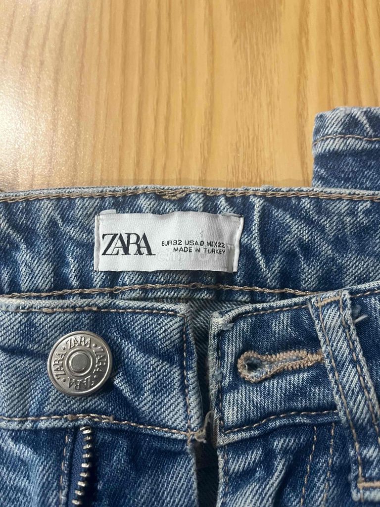 Quần jean nữ ZARA Denim size 32. Mua bán Quần áo tại Quận Ba Đình Hà Nội được đăng bởi Ha Nguyen hình 1