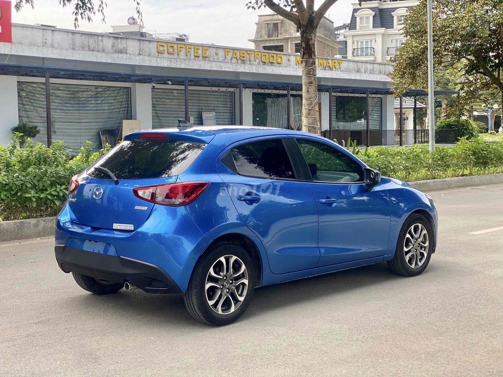 Mazda 2 2015 hatback - 8 km ( nhập Thái). Mua bán Ô tô tại Quận Nam Từ Liêm Hà Nội được đăng bởi nguyễn trần Nam hình 5