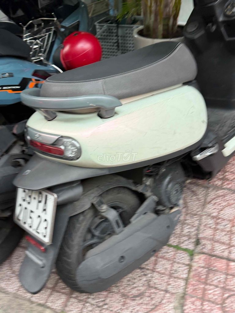 Мопед SYM Piti 50cc белый 7300 миль для старшеклассников
