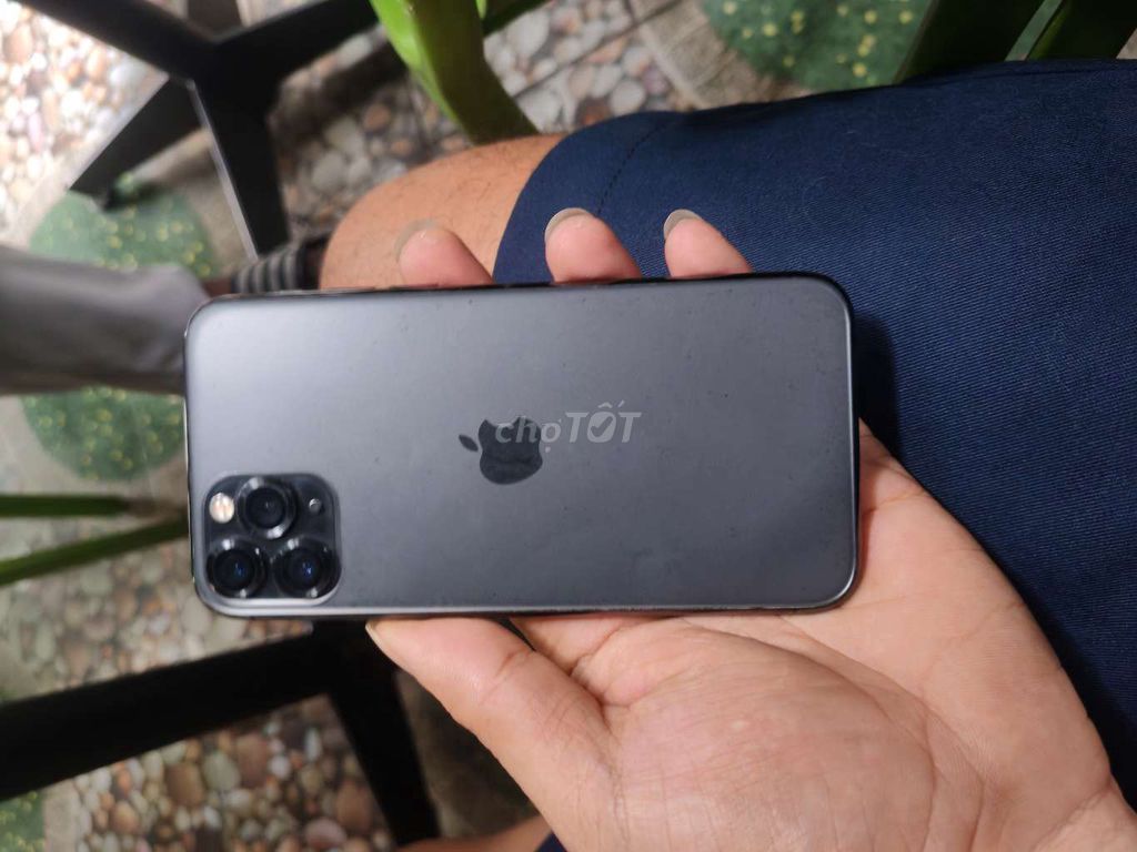 IPhone 11 Pro 256GB Đen Quốc tế zin all. Mua bán Điện thoại tại Quận Bình Tân Tp Hồ Chí Minh được đăng bởi V I N H hình 1