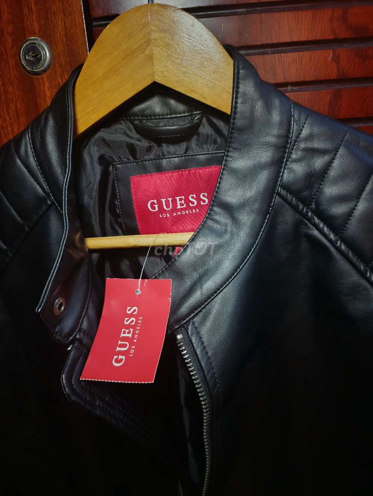 Áo khoác da Guess đen size L. Mua bán Quần áo tại Quận Tân Bình Tp Hồ Chí Minh được đăng bởi Gió Hoàng  hình 1