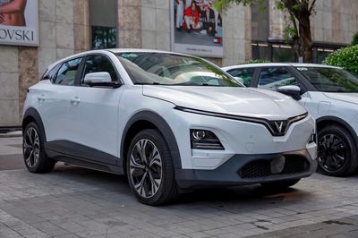 VINFAST VF6 PLUS GIẢM 4% XĂNG ĐỔI ĐIỆN GIẢM 15TR. Mua bán Ô tô tại Quận 12 Tp Hồ Chí Minh được đăng bởi Chí Nhân VinFast