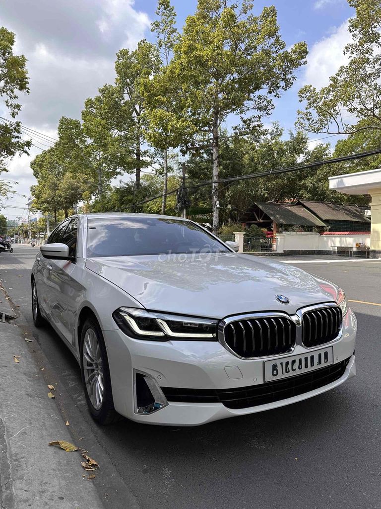 BMW 520i Luxury Line - 2021 - odo 39789 km