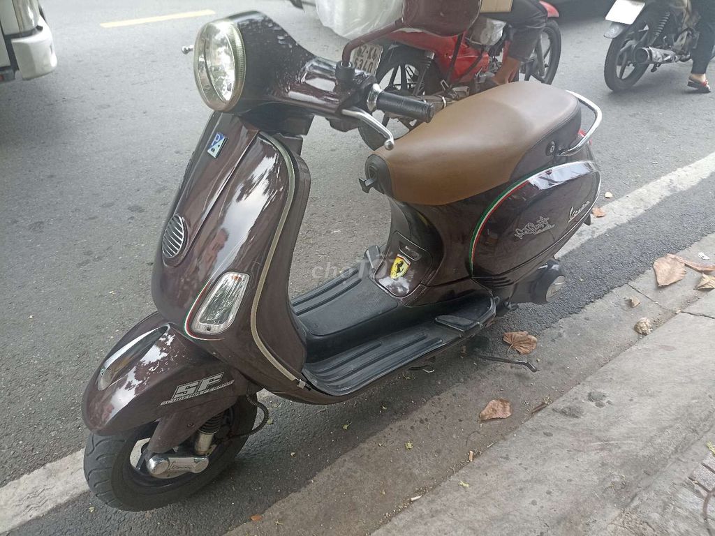 Vespa Piaggio LX Fi fun xăng 2012. Mua bán Xe máy tại Quận 10 Tp Hồ Chí Minh được đăng bởi văn phúc  hình 3
