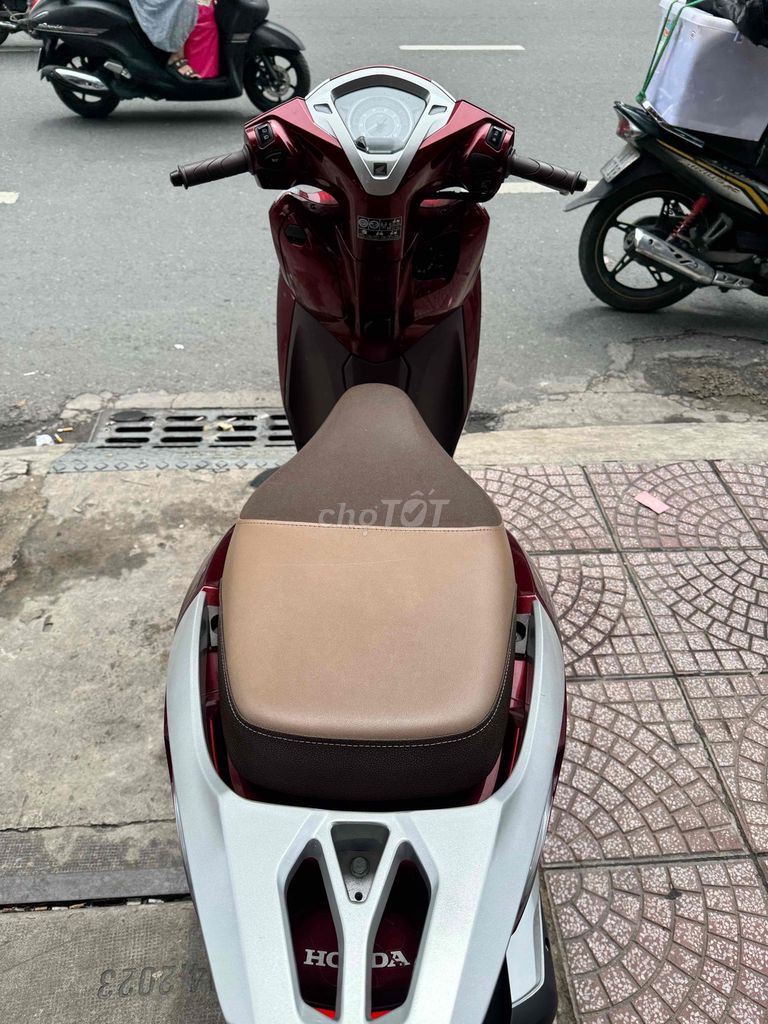 Lead 4v 2022 bstp chính chủ. Mua bán Xe máy tại Quận Phú Nhuận Tp Hồ Chí Minh được đăng bởi Mua xe củ giá cao hình 11