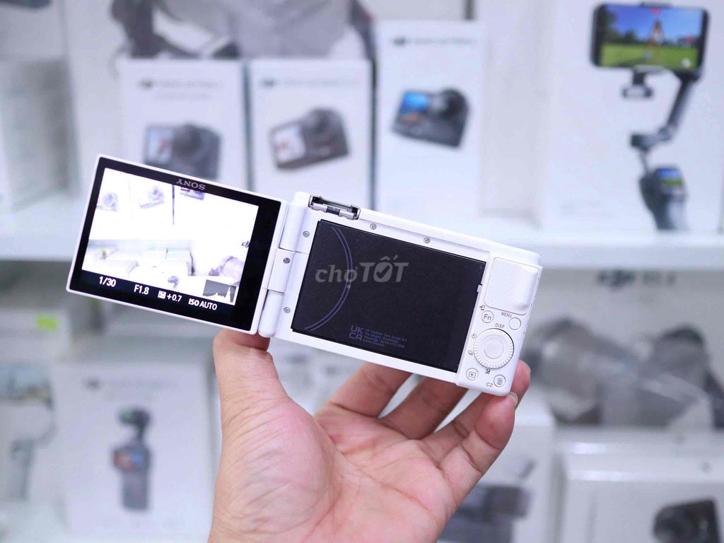 Máy ảnh Sony ZV1 Trắng. Mua bán Máy ảnh, Máy quay tại Thành phố Thủ Dầu Một Bình Dương được đăng bởi Chinh Lee hình 1