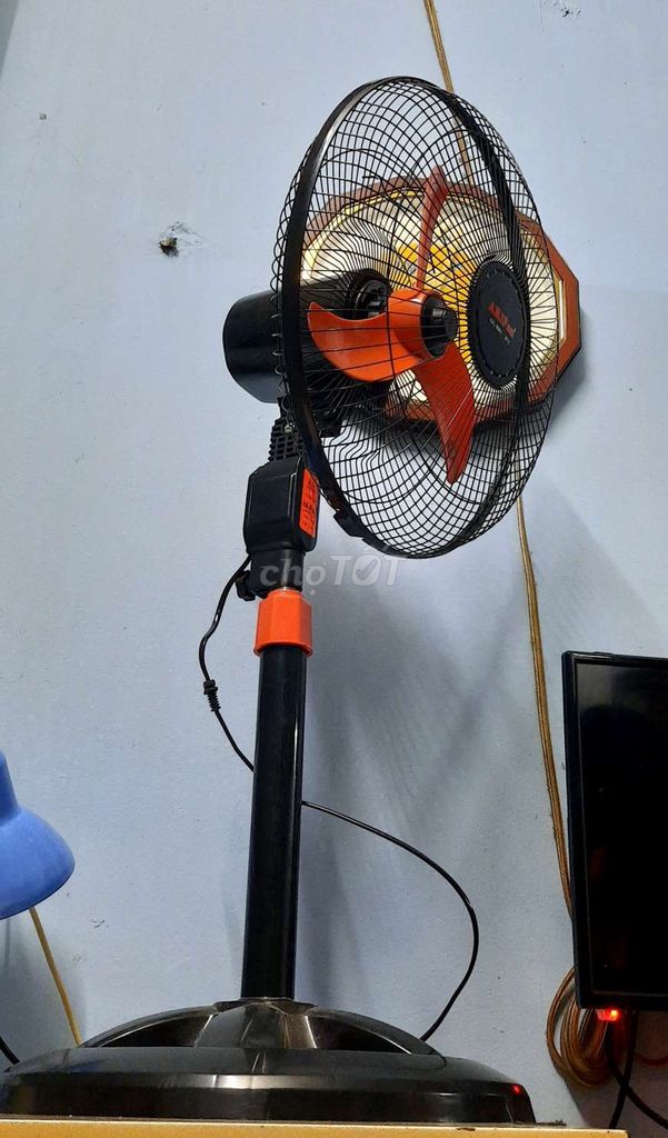 Quạt AKIFAN,chỉ sử dụng được số 2
