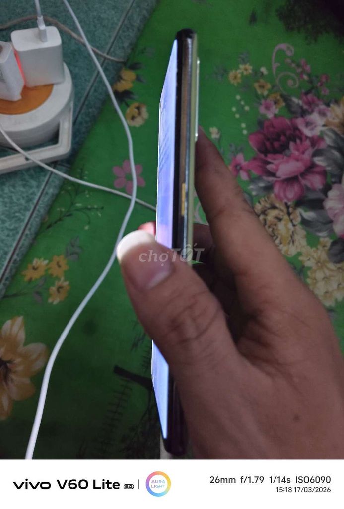 Vivo V60 Lite Vàng Đã qua sử dụng. Mua bán Điện thoại tại Quận 12 Tp Hồ Chí Minh được đăng bởi Thong nguyen hình 1