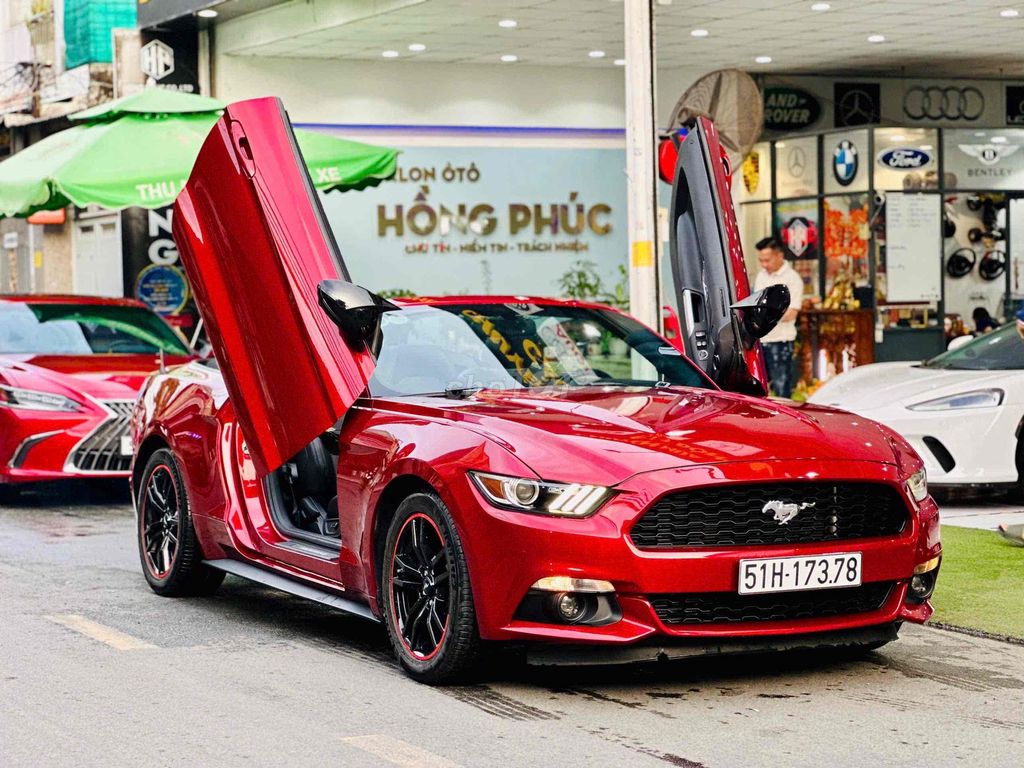 Ford Mustang 2.3 EcoBoost Convertible Model 2016