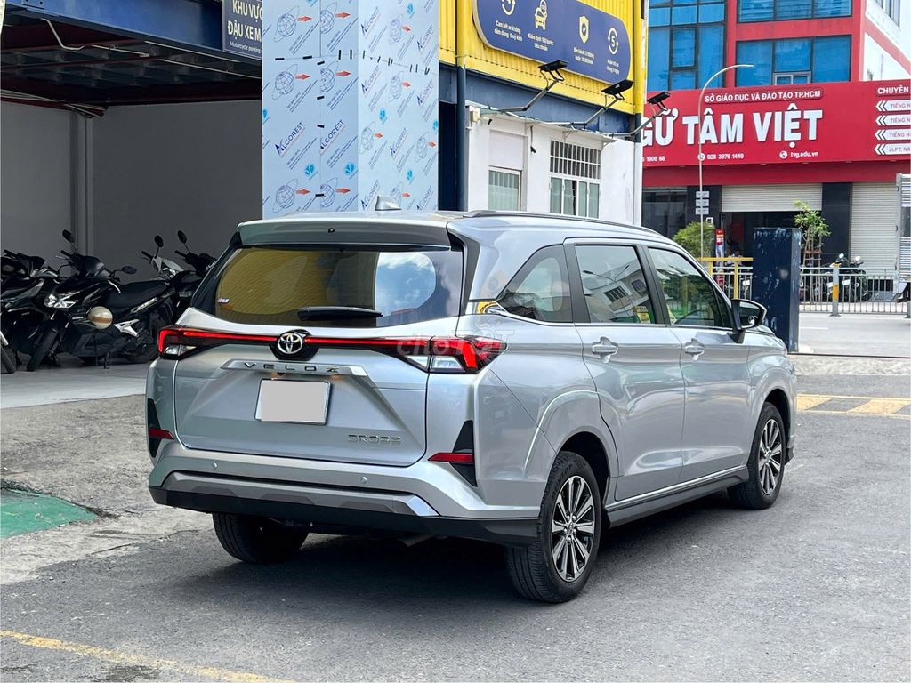 TOYOTA VELOZ CROSS 2022 XE GIA ĐÌNH LƯỚT VAY 75%. Mua bán Ô tô tại Quận Gò Vấp Tp Hồ Chí Minh được đăng bởi Hiếu hình 7