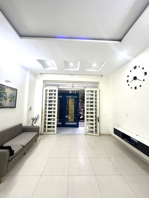 Townhouse 54 m² · 4 bed · Đường Số 8