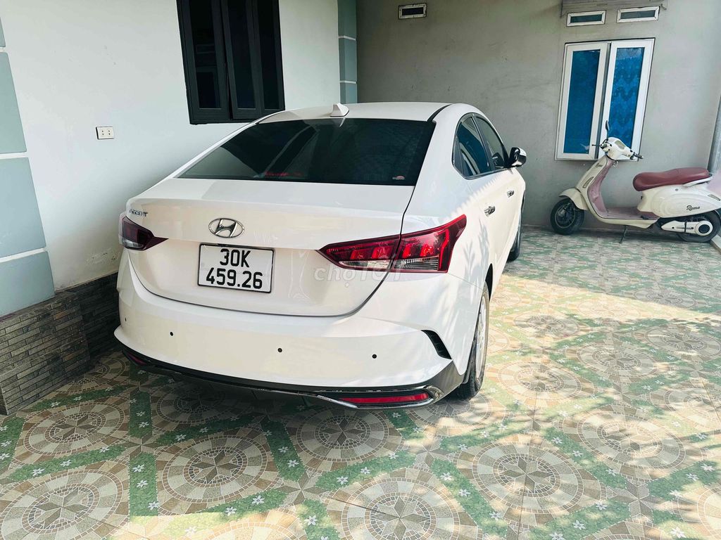 Hyundai Accent 2023 AT от собственника