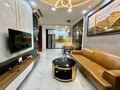 Cho thuê căn hộ Sunrise CityView Q7 Lh :