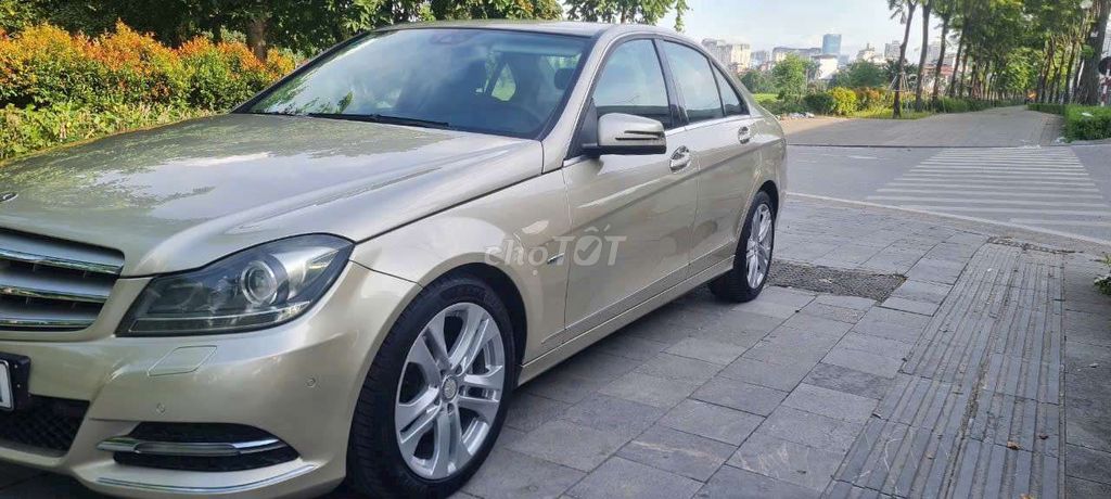 Mercedes Benz C Class 2012 C200 -. Mua bán Ô tô tại Quận Hà Đông Hà Nội được đăng bởi Mr Cường hình 5