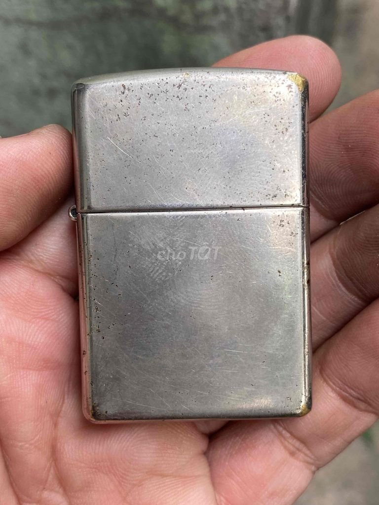 Zippo La Mã 1998 vỏ ruột trùng dư xài