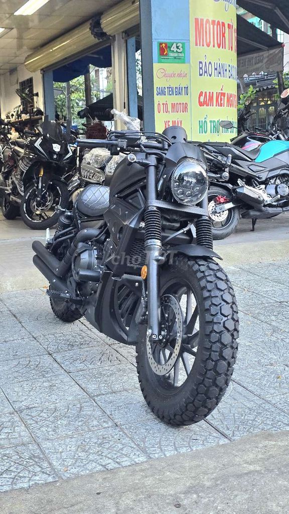 Honda Rebel 500 6000 km màu Đen