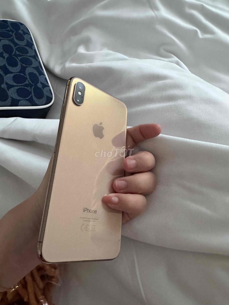 iPhone XS Max Vàng. Mua bán Điện thoại tại Quận Hải Châu Đà Nẵng được đăng bởi ly hình 1
